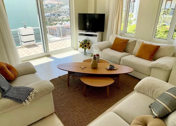 4 Bedroom - 7853 F Villa