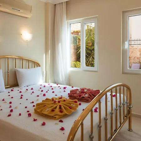 4 Bedroom - 7853 F Villa *