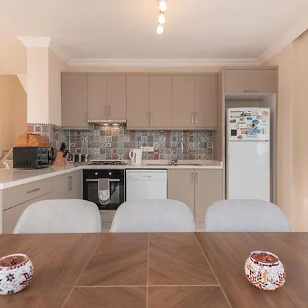 Villa 4 Bedroom - 7853 F *