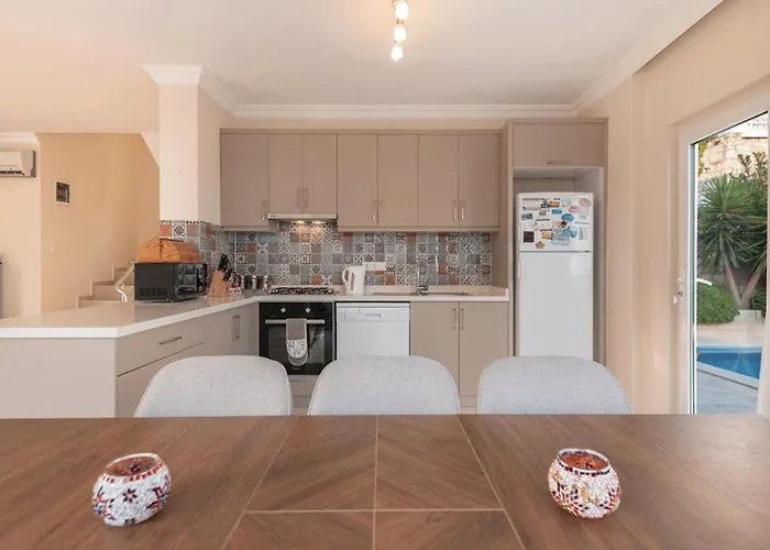 Villa 4 Bedroom - 7853 F *